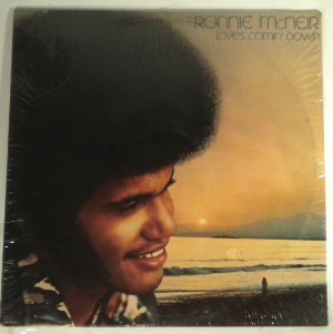 RONNIE MCNEIR - Love's coming down - LP