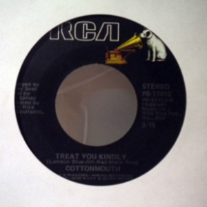 COTTONMOUTH - Treat you kindly - 7inch (SP)